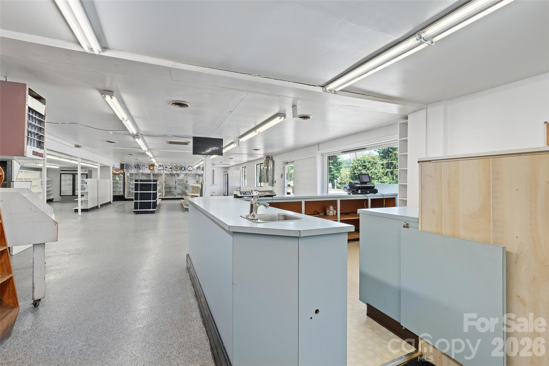 8275 Carolina Boulevard - Photo 17