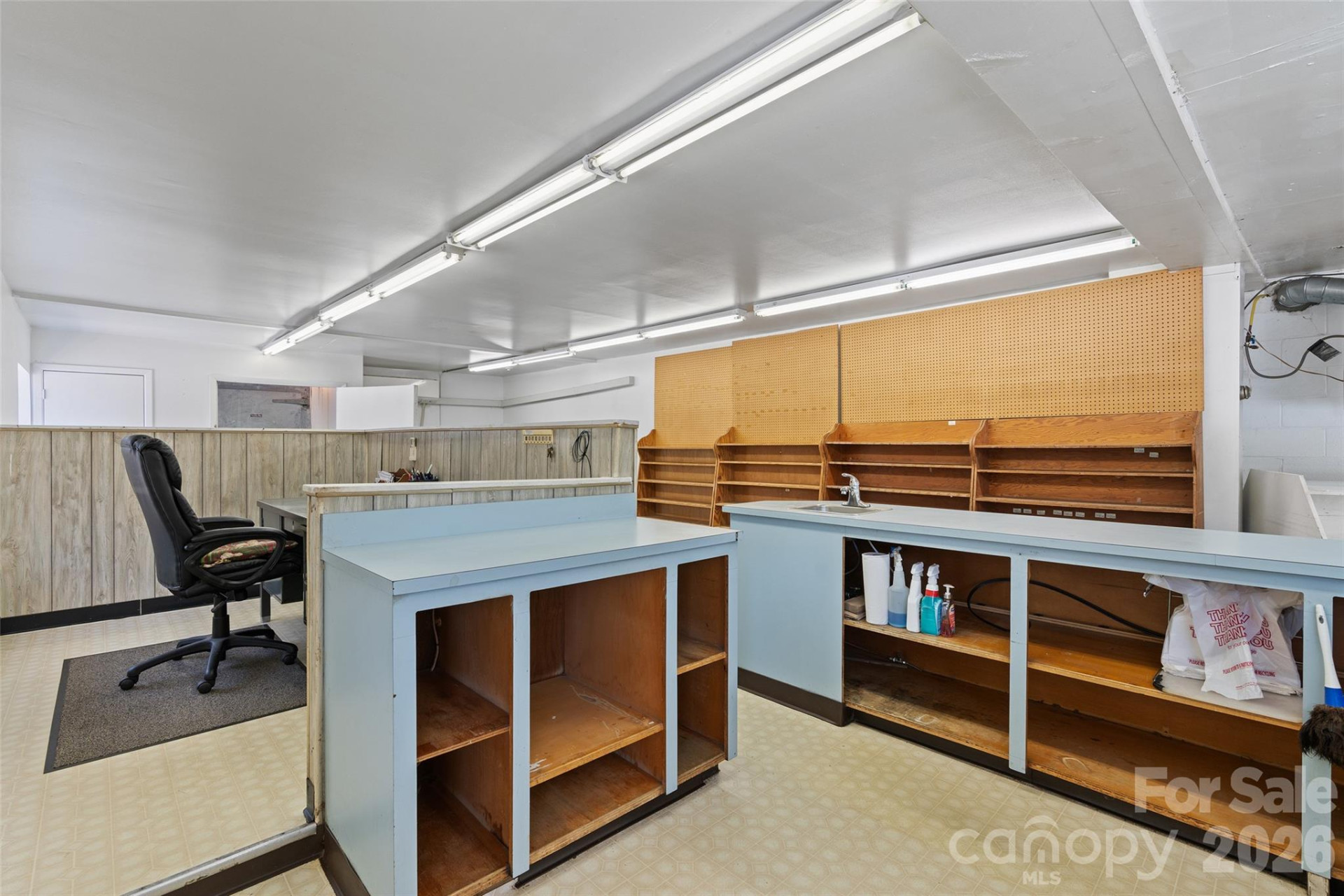 8275 Carolina Boulevard - Photo 19