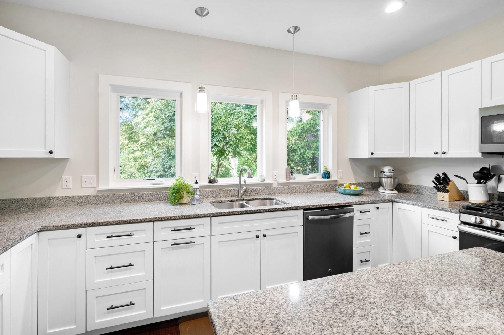 620 Brookshire Street - Photo 11