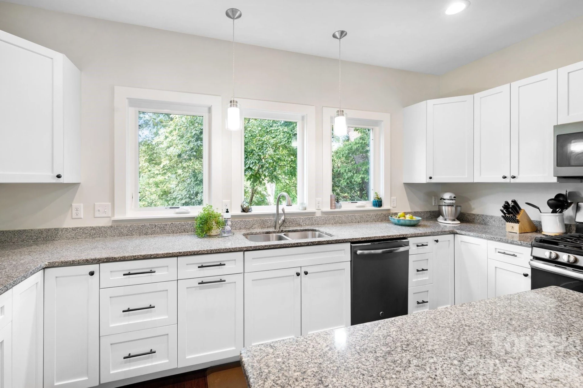 620 Brookshire Street - Photo 11