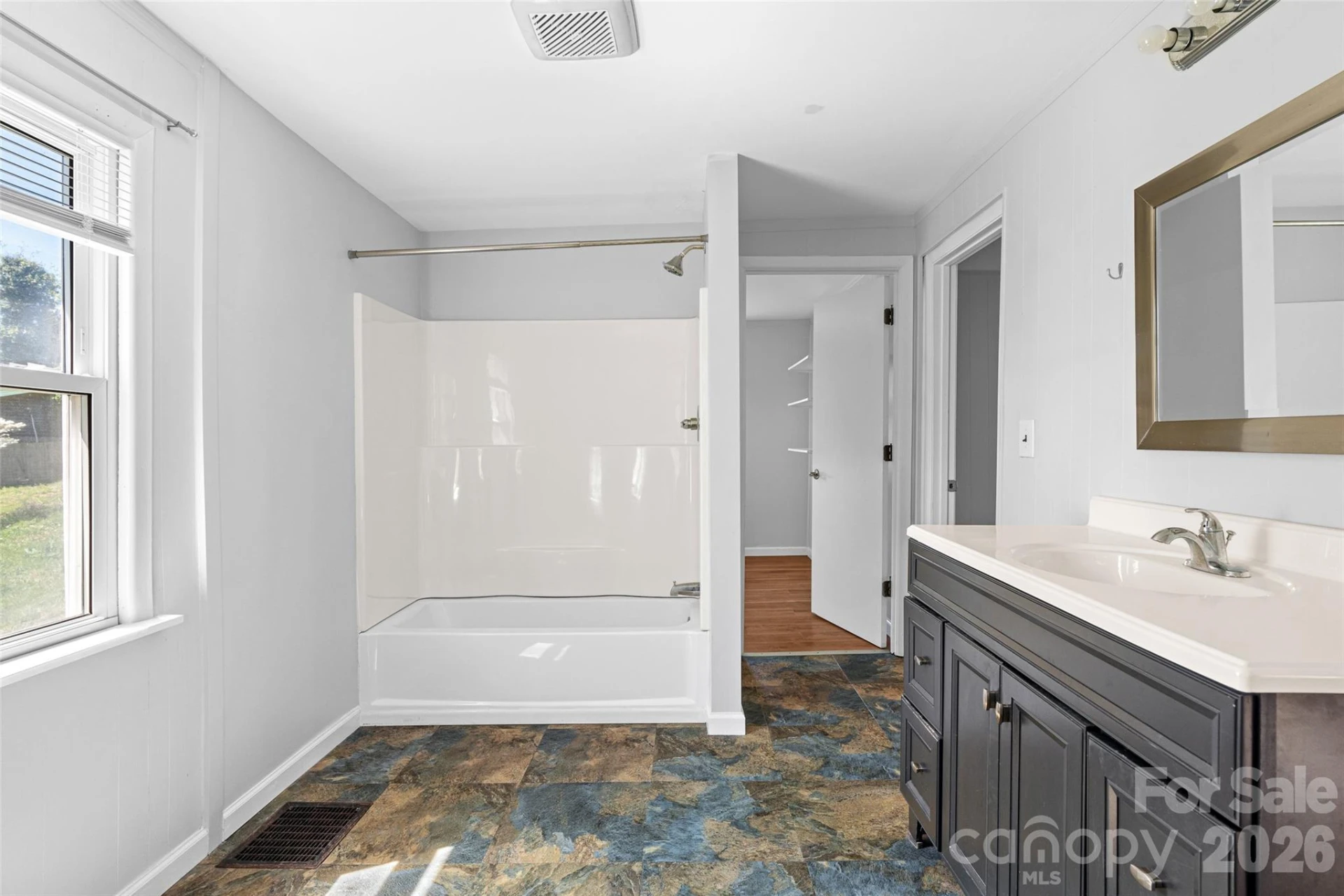 29 Allen Street - Photo 16