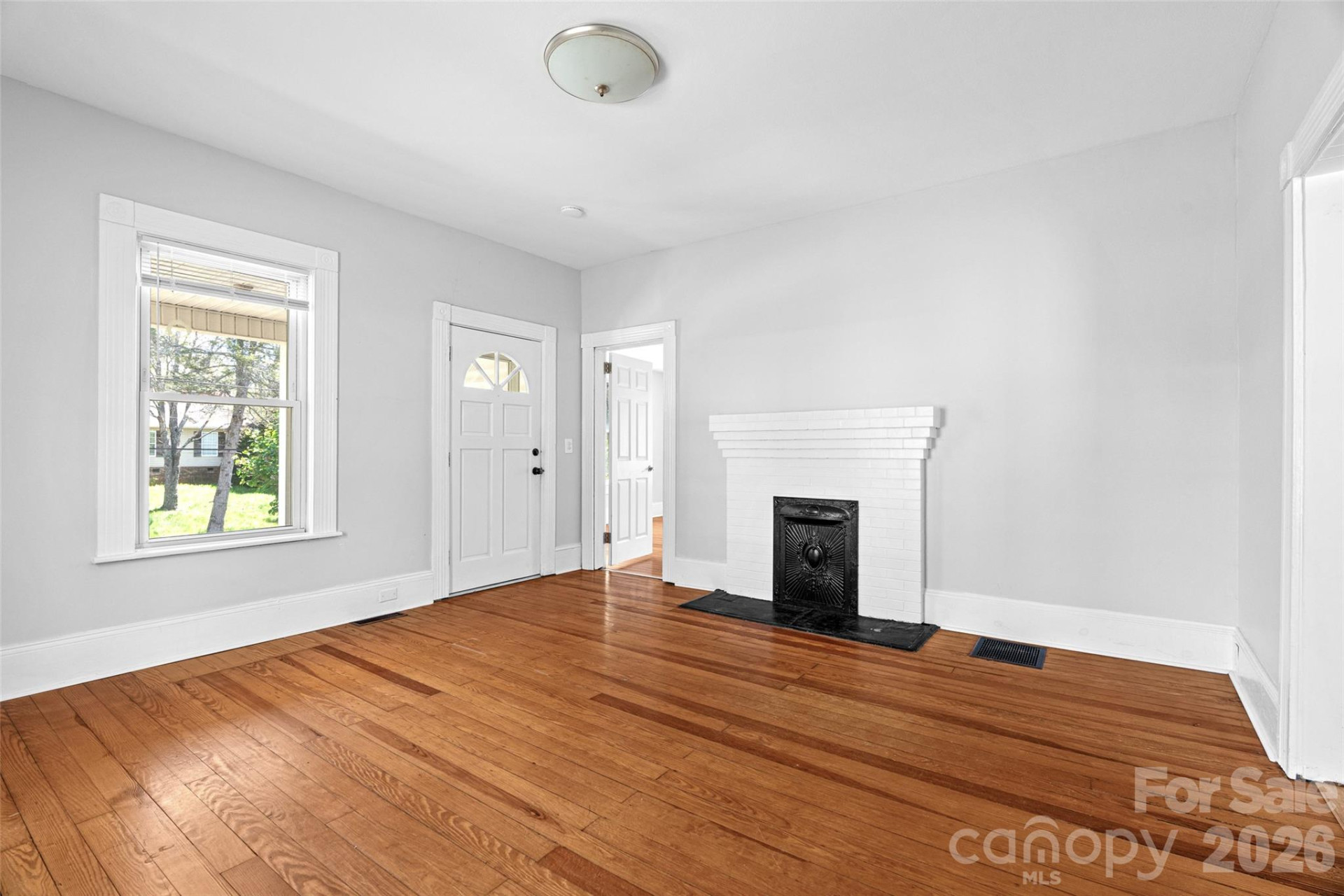 29 Allen Street - Photo 3