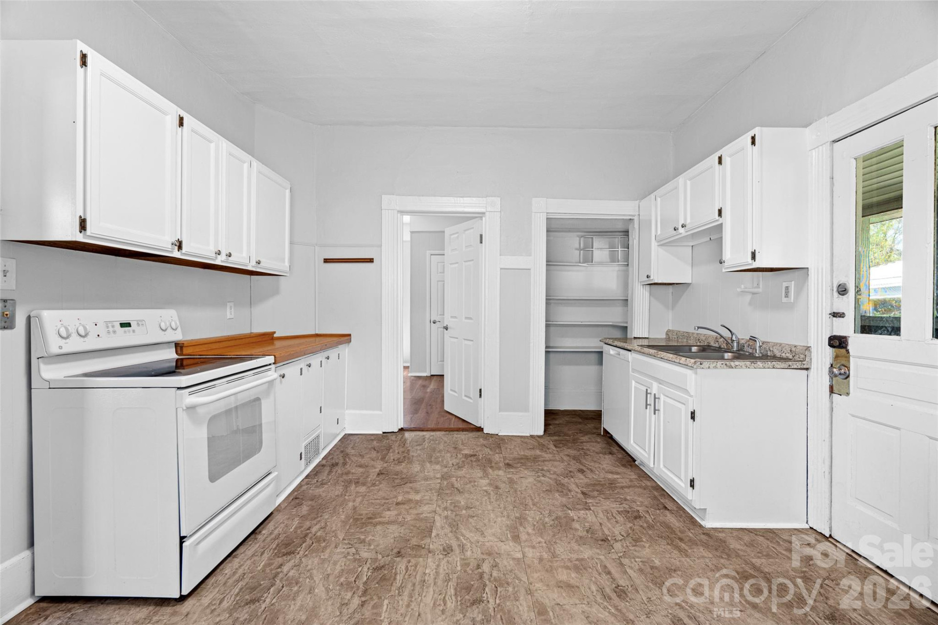 29 Allen Street - Photo 30