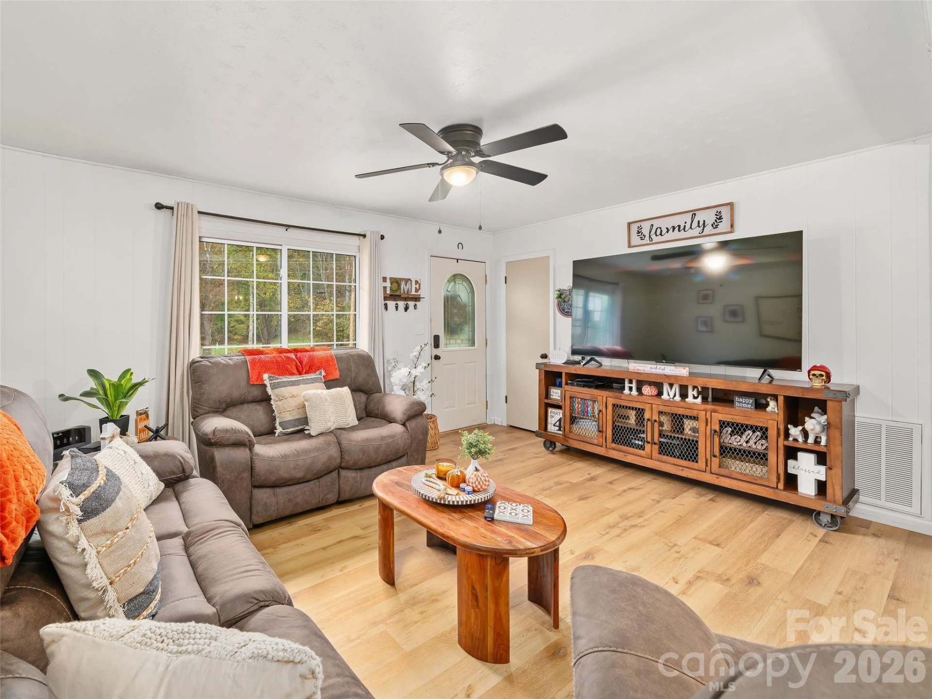 1030 Hughes Gap Road - Photo 4