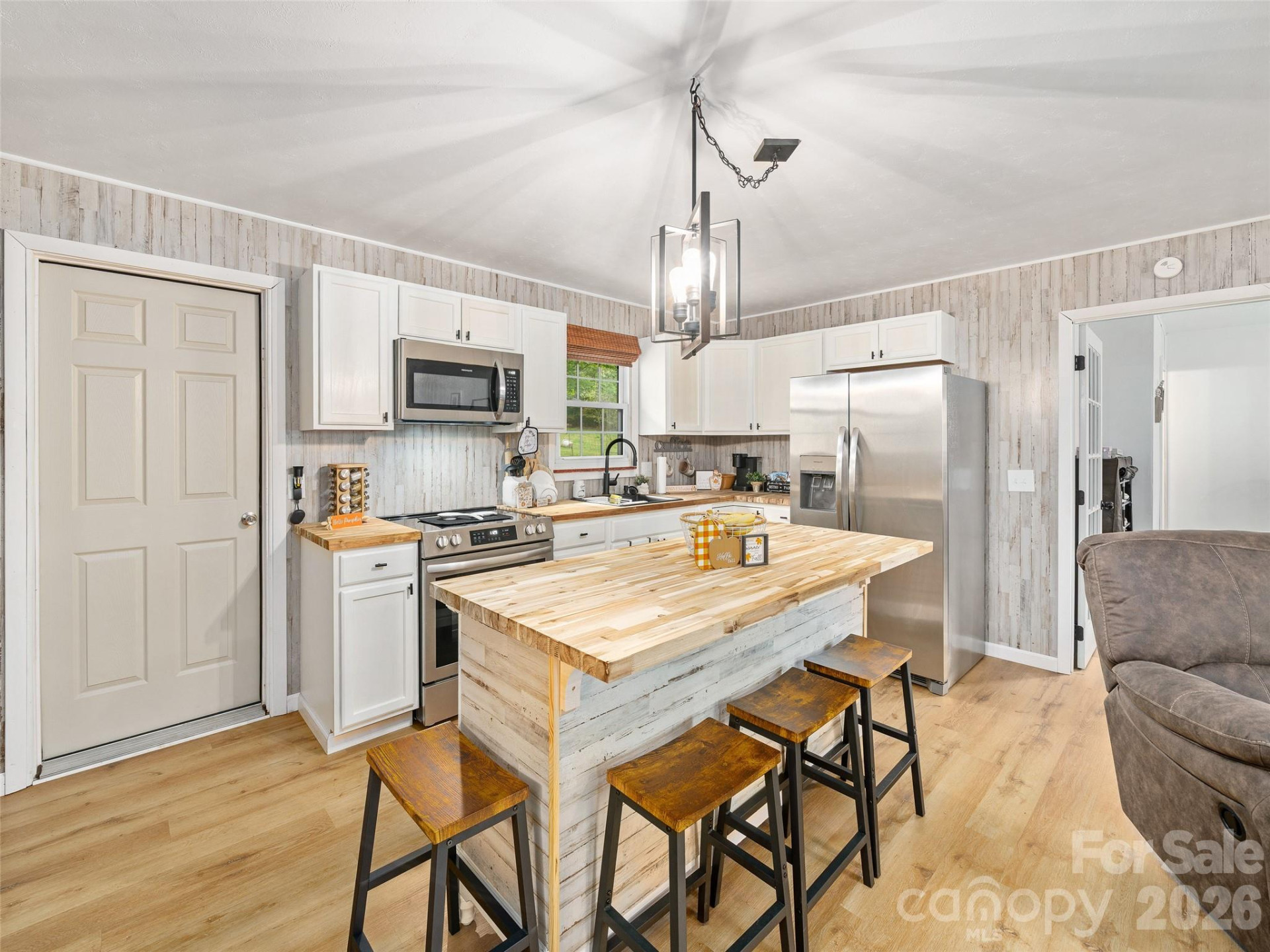 1030 Hughes Gap Road - Photo 6