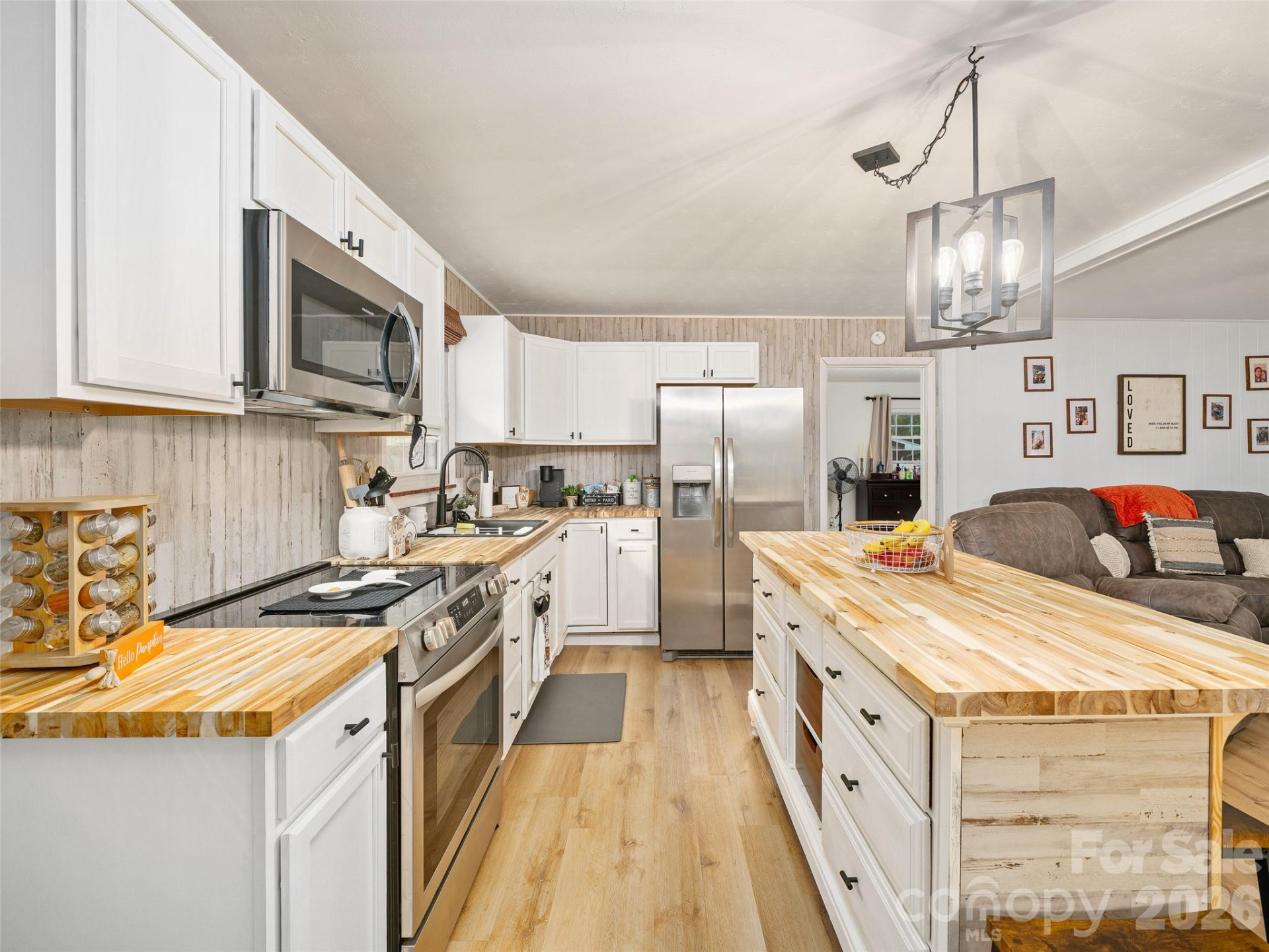 1030 Hughes Gap Road - Photo 7