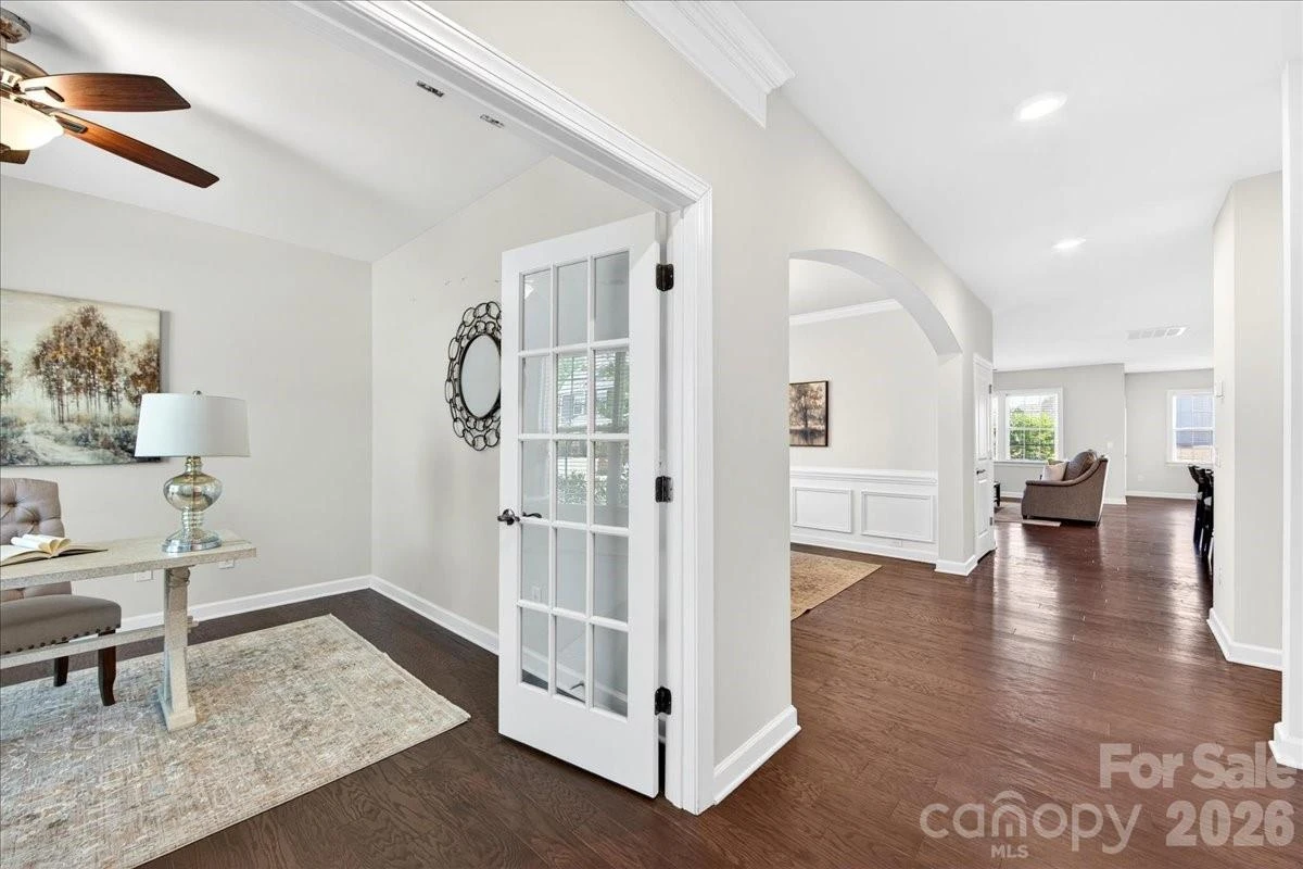 22024 Finworthy Lane - Photo 2