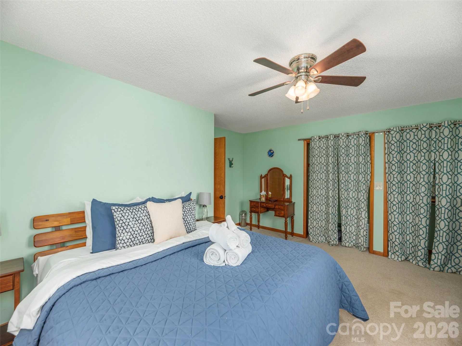 56 Southwicke Drive - Photo 28