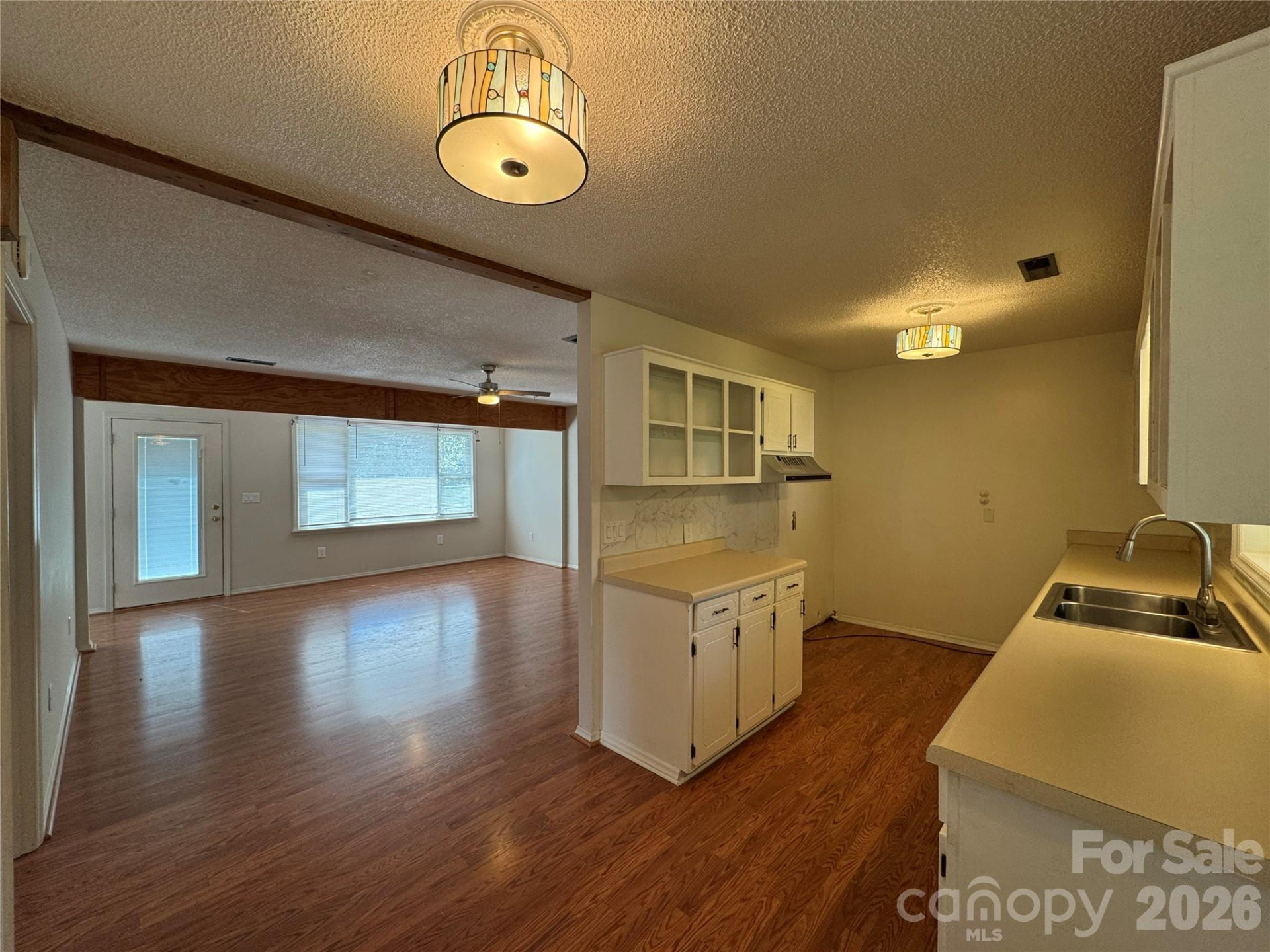 337 Willow Run Drive - Photo 2