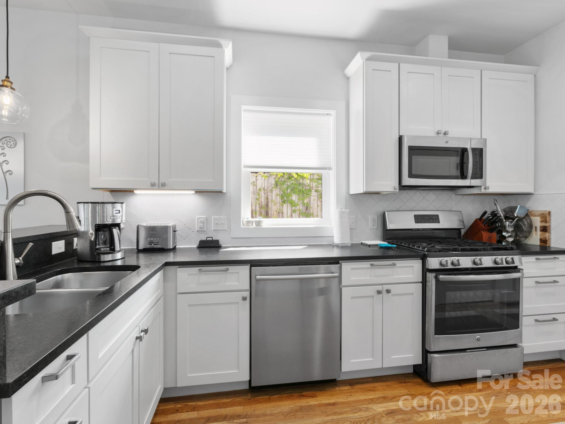 46 Rumbough Place - Photo 12