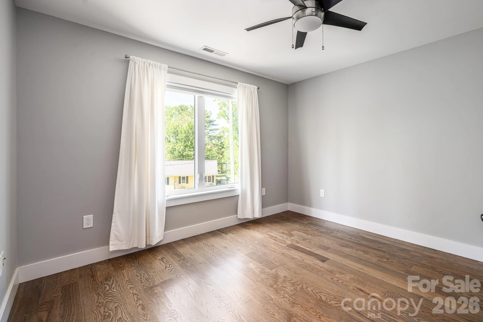 139 Linden Street - Photo 33