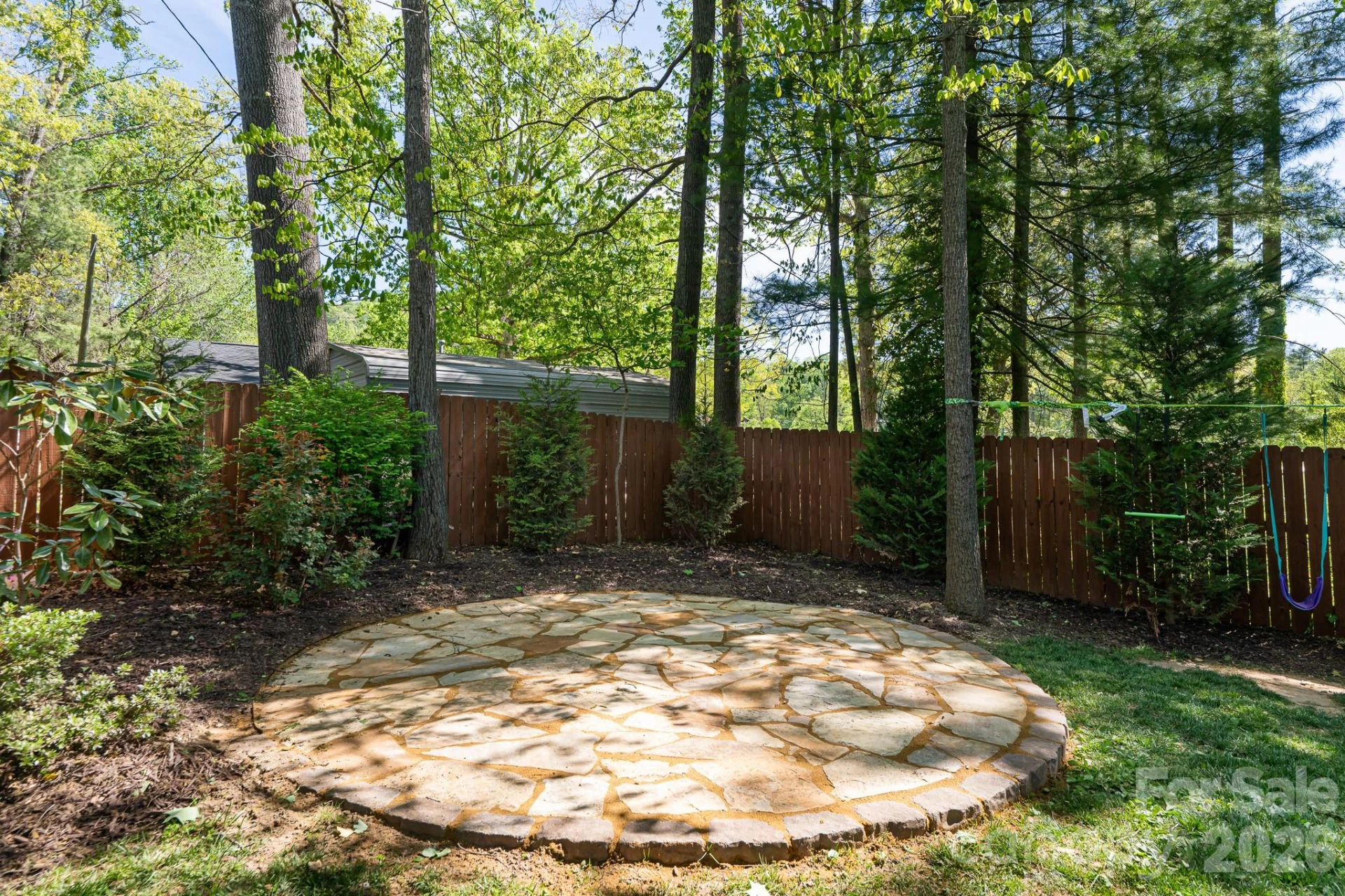 139 Linden Street - Photo 44