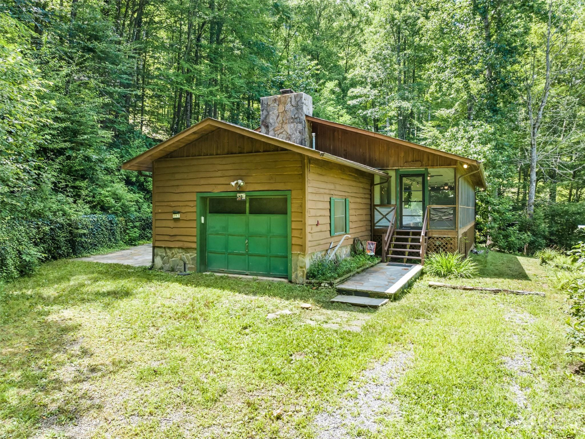 247 Three Springs Drive - Photo 2