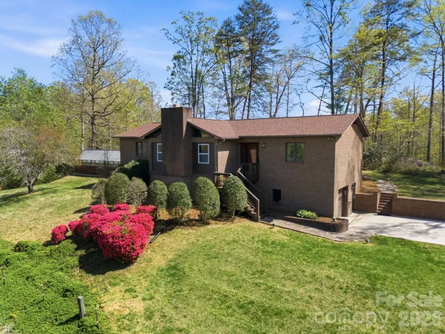 573 & 577 Randolph Road, Marion, NC, 28752