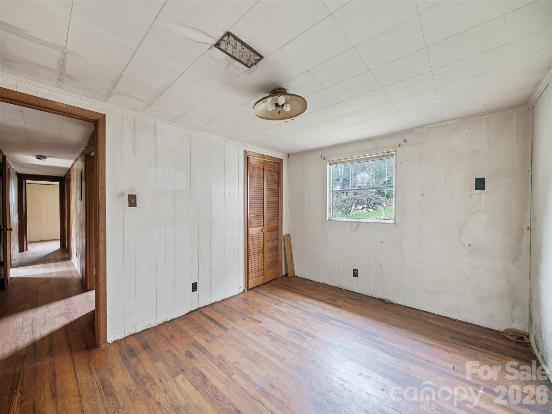 2432 Grapevine Road - Photo 12