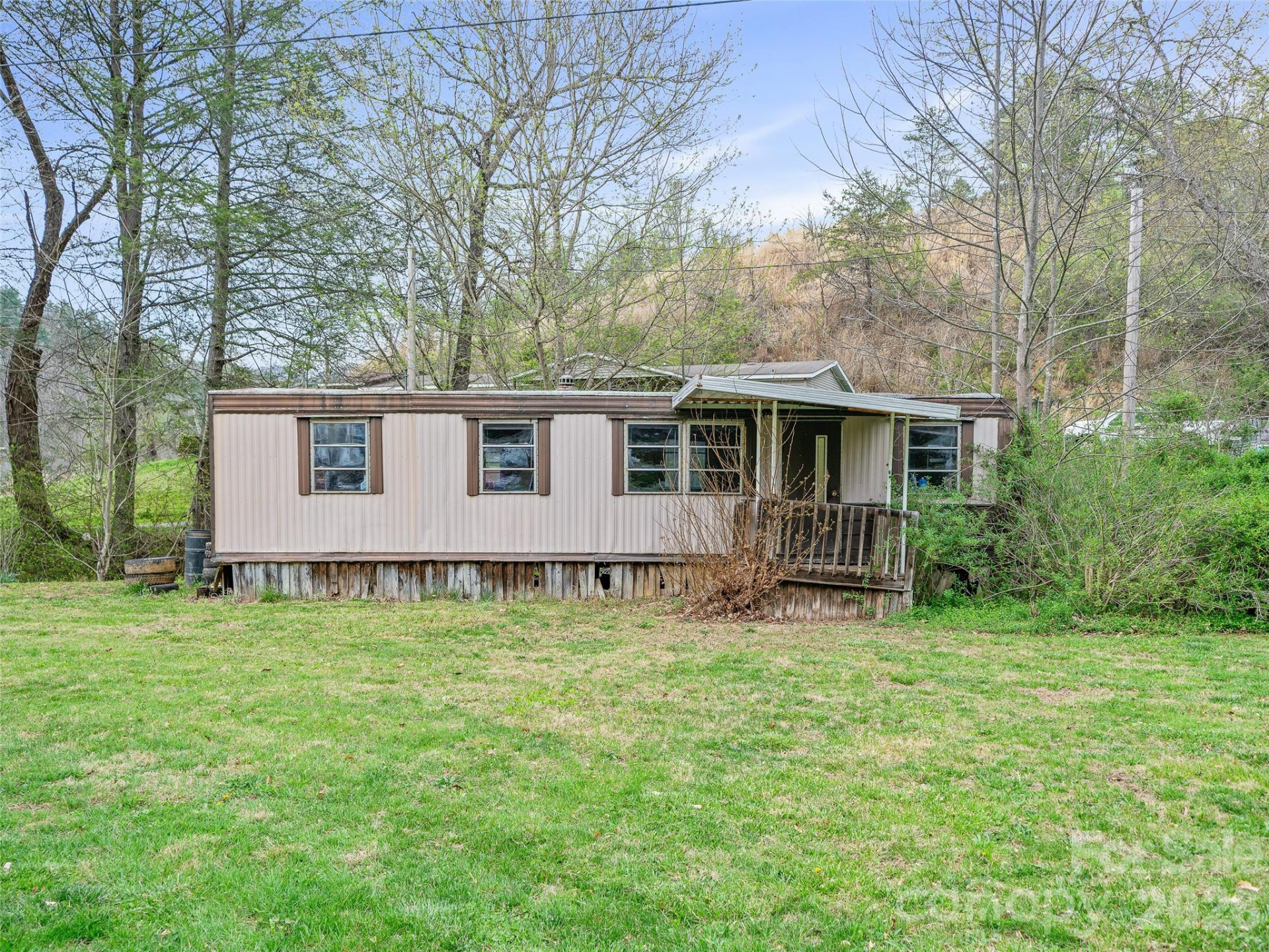 2432 Grapevine Road - Photo 17