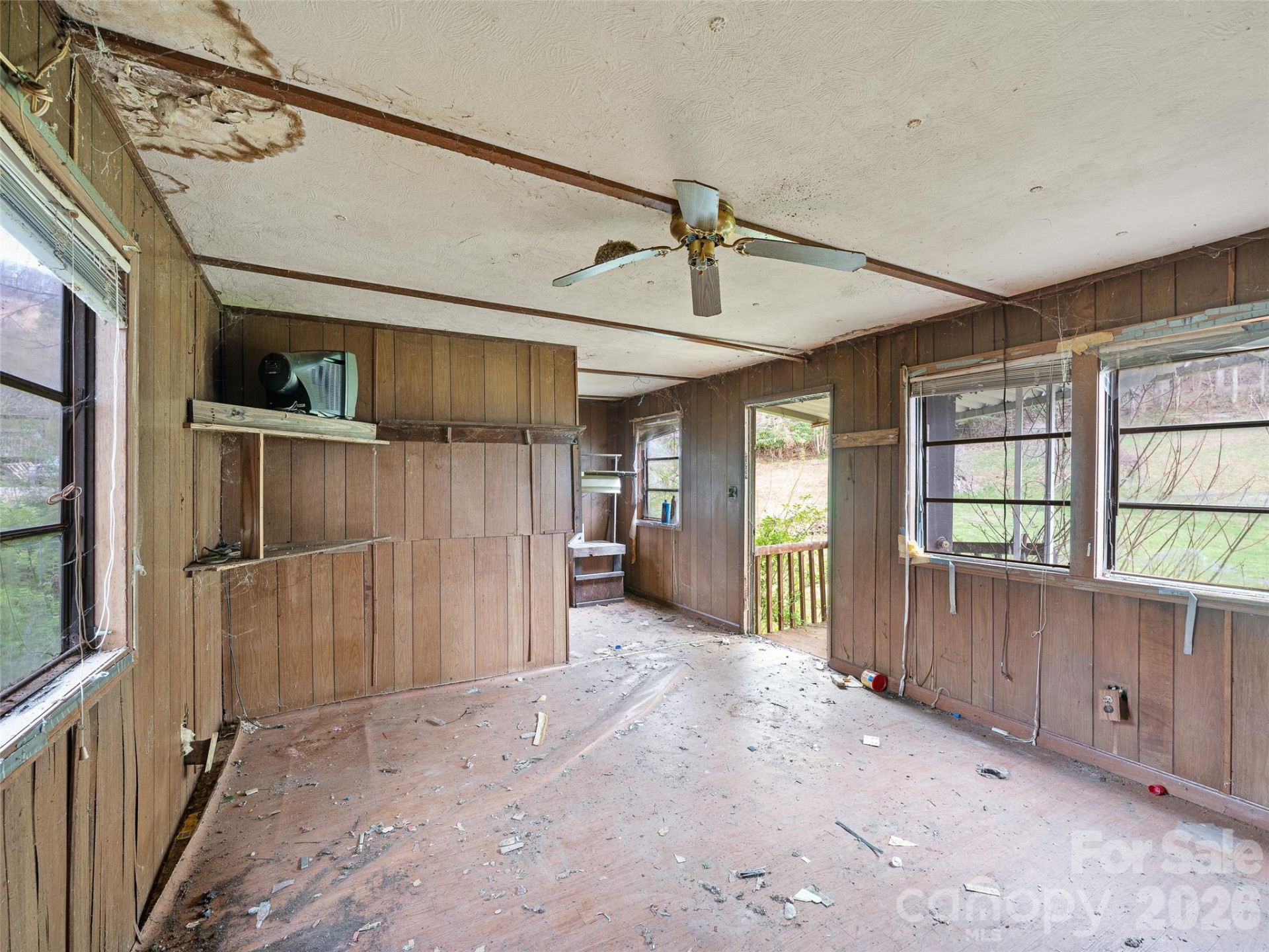 2432 Grapevine Road - Photo 19