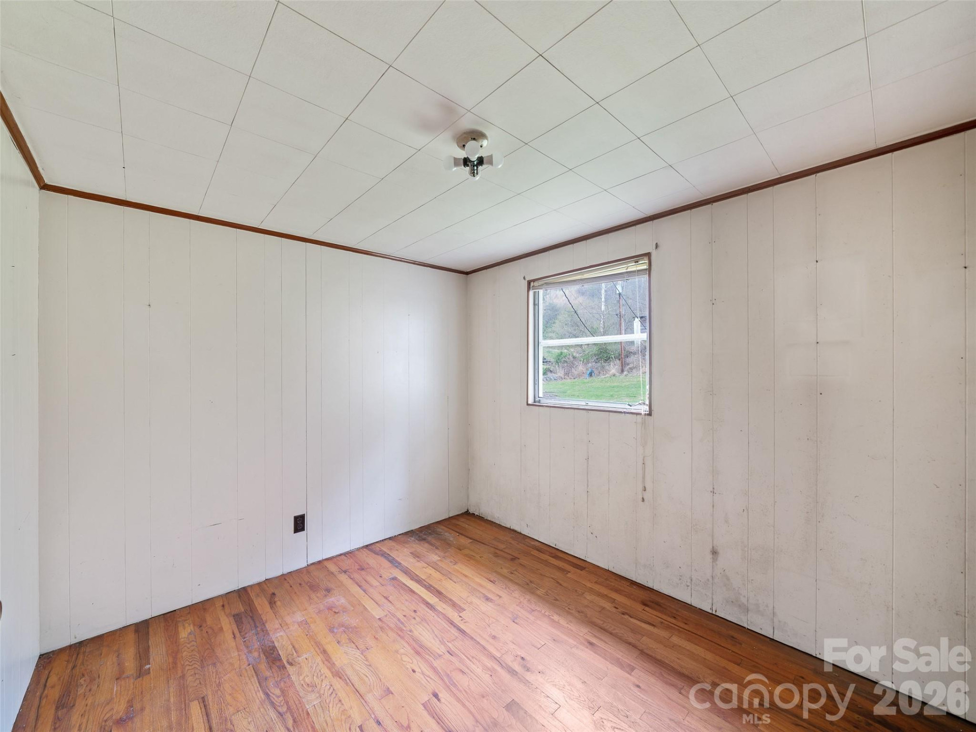 2432 Grapevine Road - Photo 9