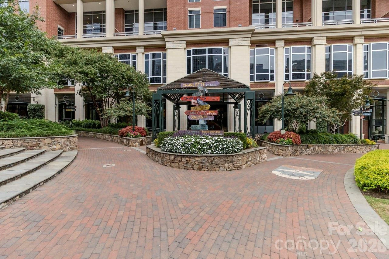 435 Tryon Street #901 - Photo 2