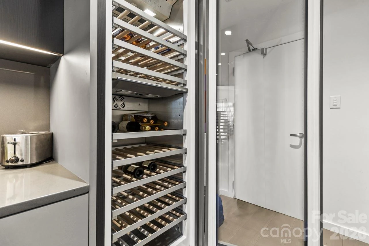 435 Tryon Street #901 - Photo 11