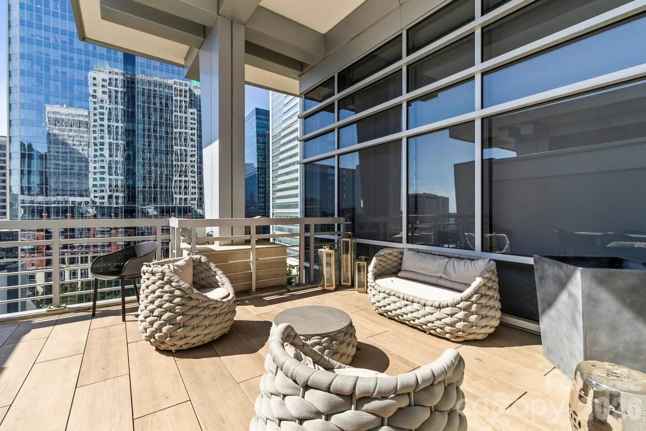 435 Tryon Street #901 - Photo 3