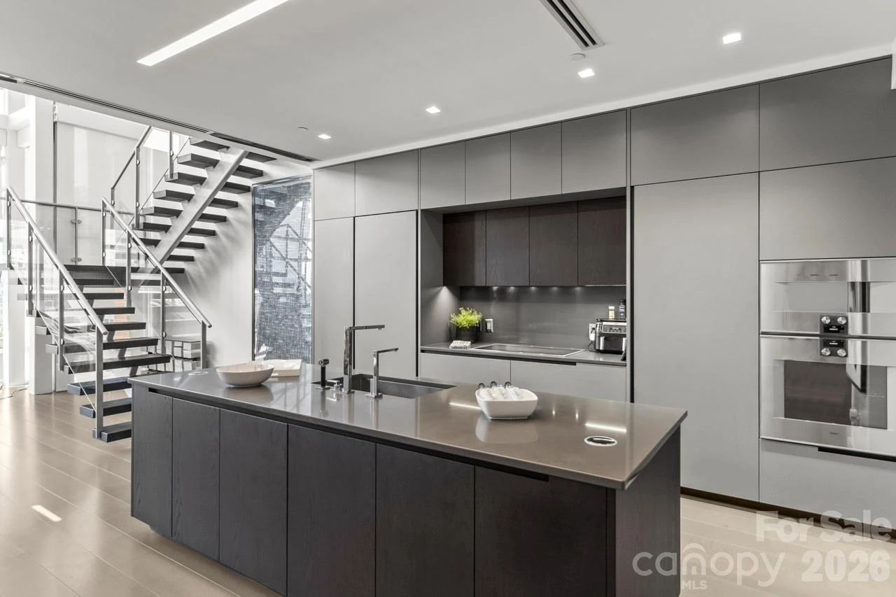 435 Tryon Street #901 - Photo 6
