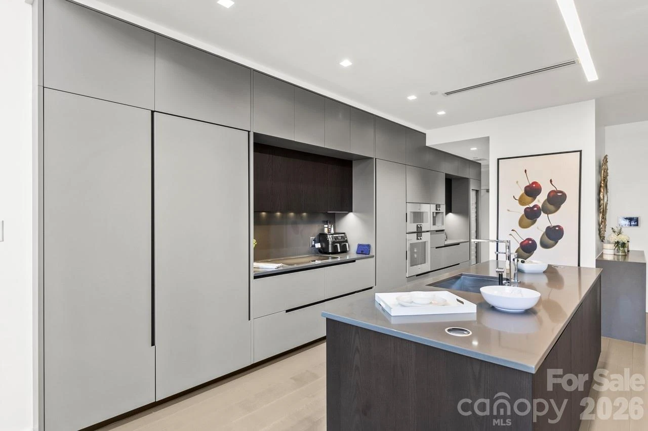 435 Tryon Street #901 - Photo 10