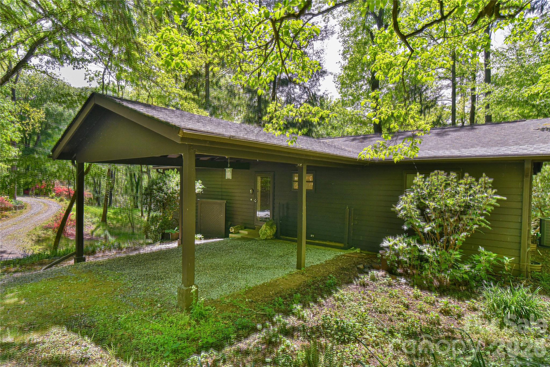 1 Hillcrest Lane - Photo 2