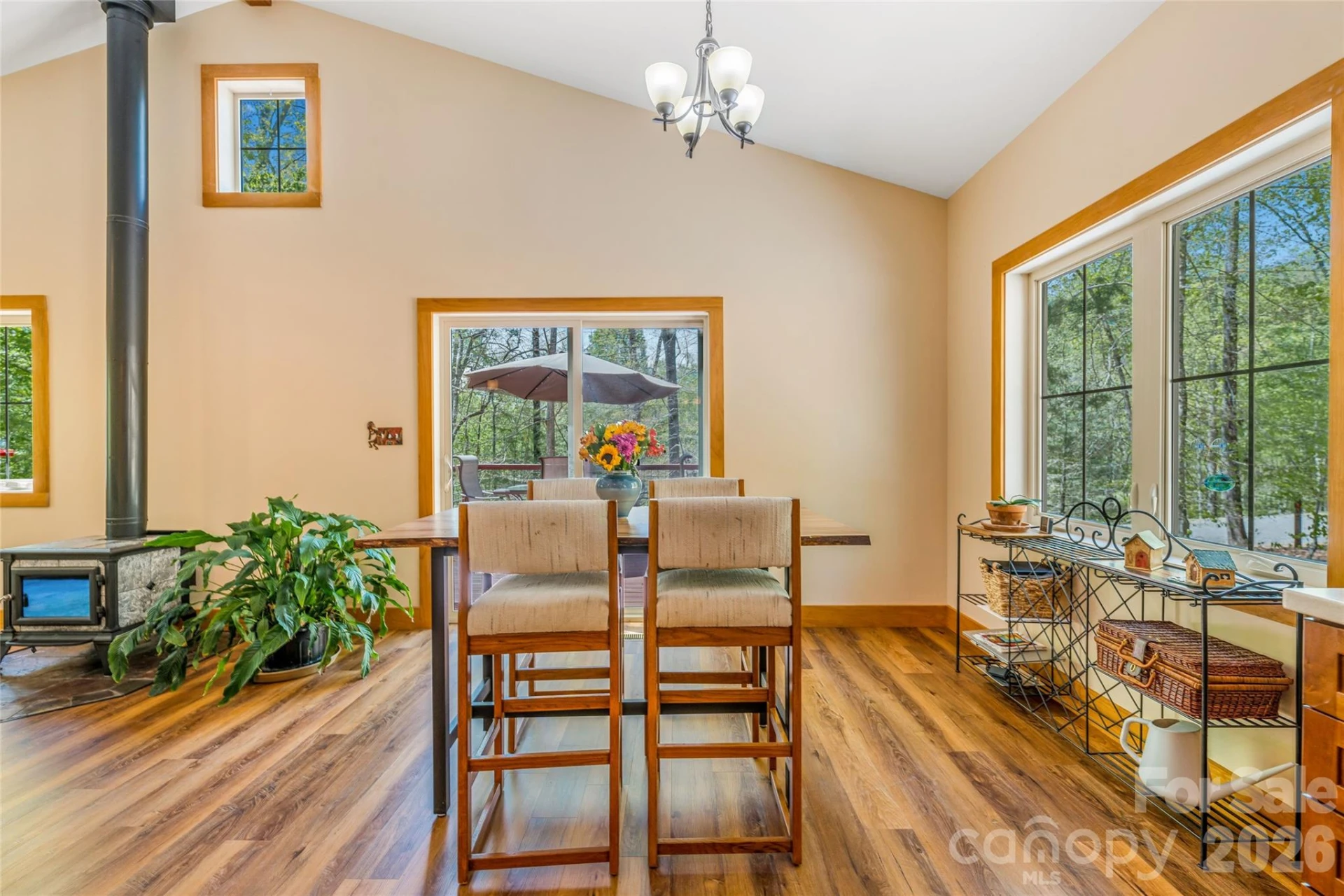 446 Amanda Drive - Photo 16
