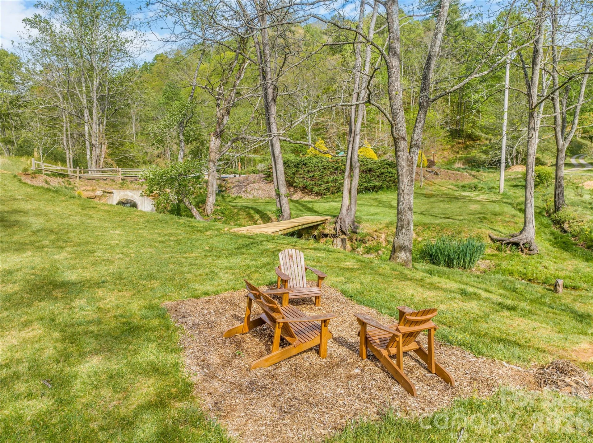446 Amanda Drive - Photo 43