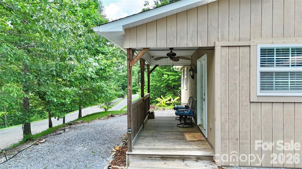 37 Coyote Drive - Photo 2