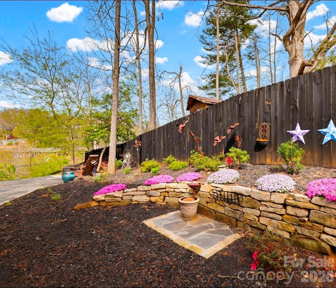 90 Summit Street - Photo 39