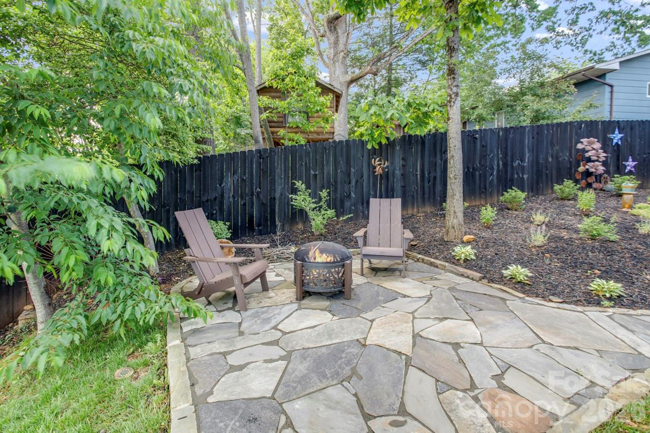 90 Summit Street - Photo 41