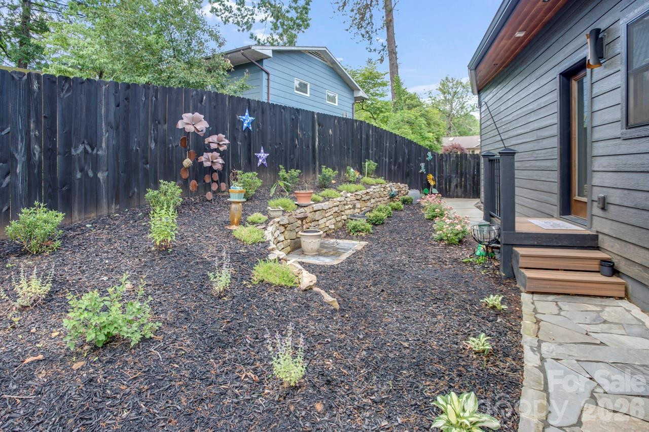 90 Summit Street - Photo 42