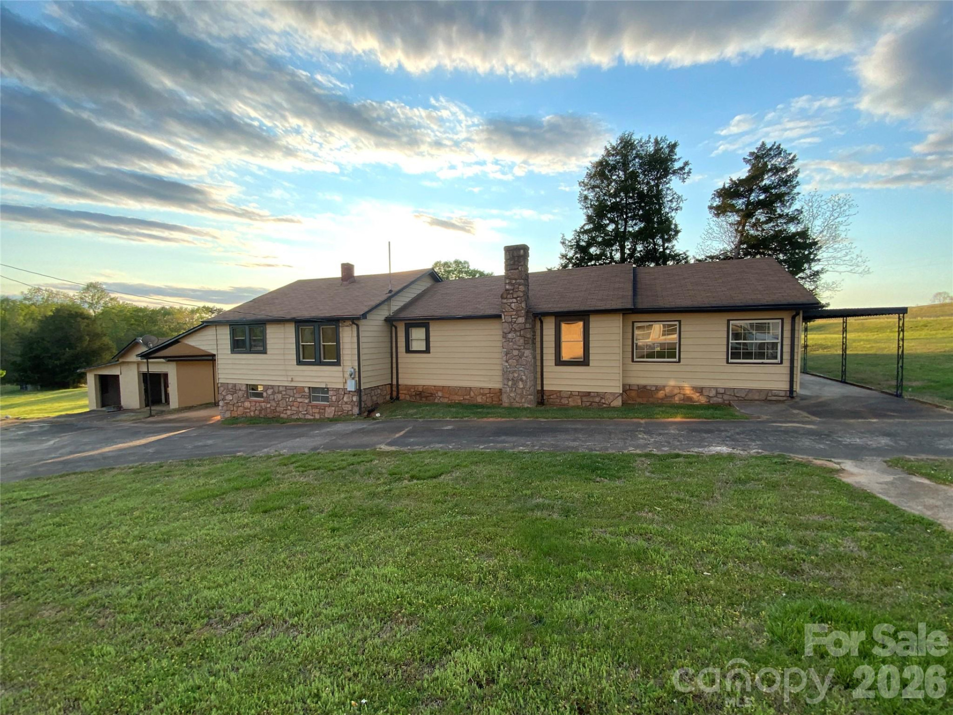 310 Horn Bottom Road - Photo 2