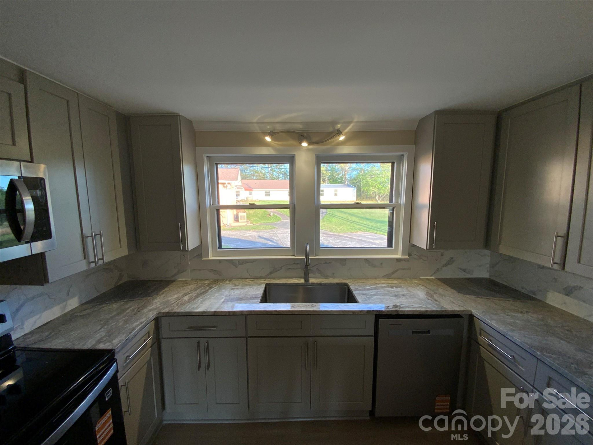 310 Horn Bottom Road - Photo 7