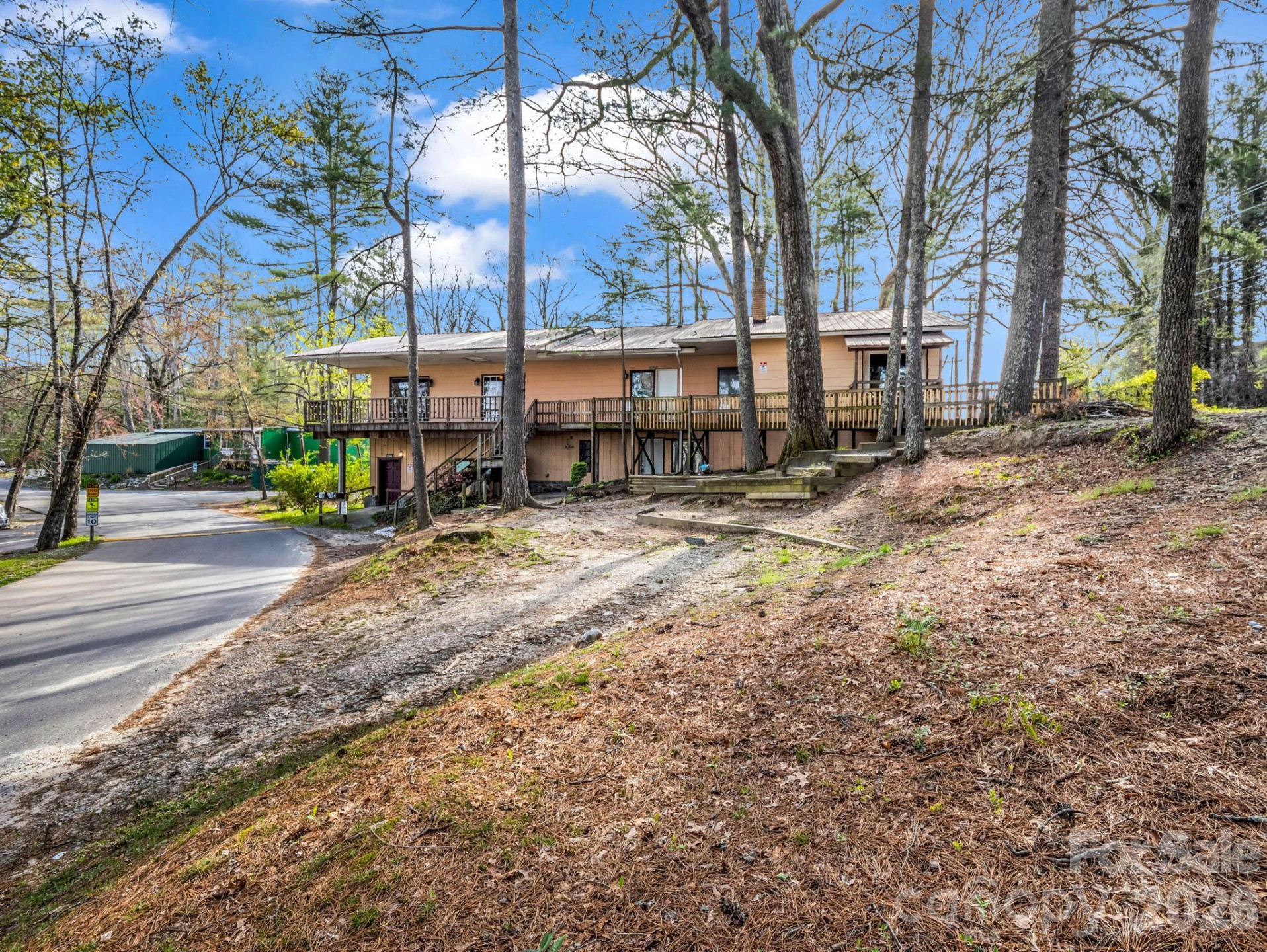 76 Adeles Way - Photo 3