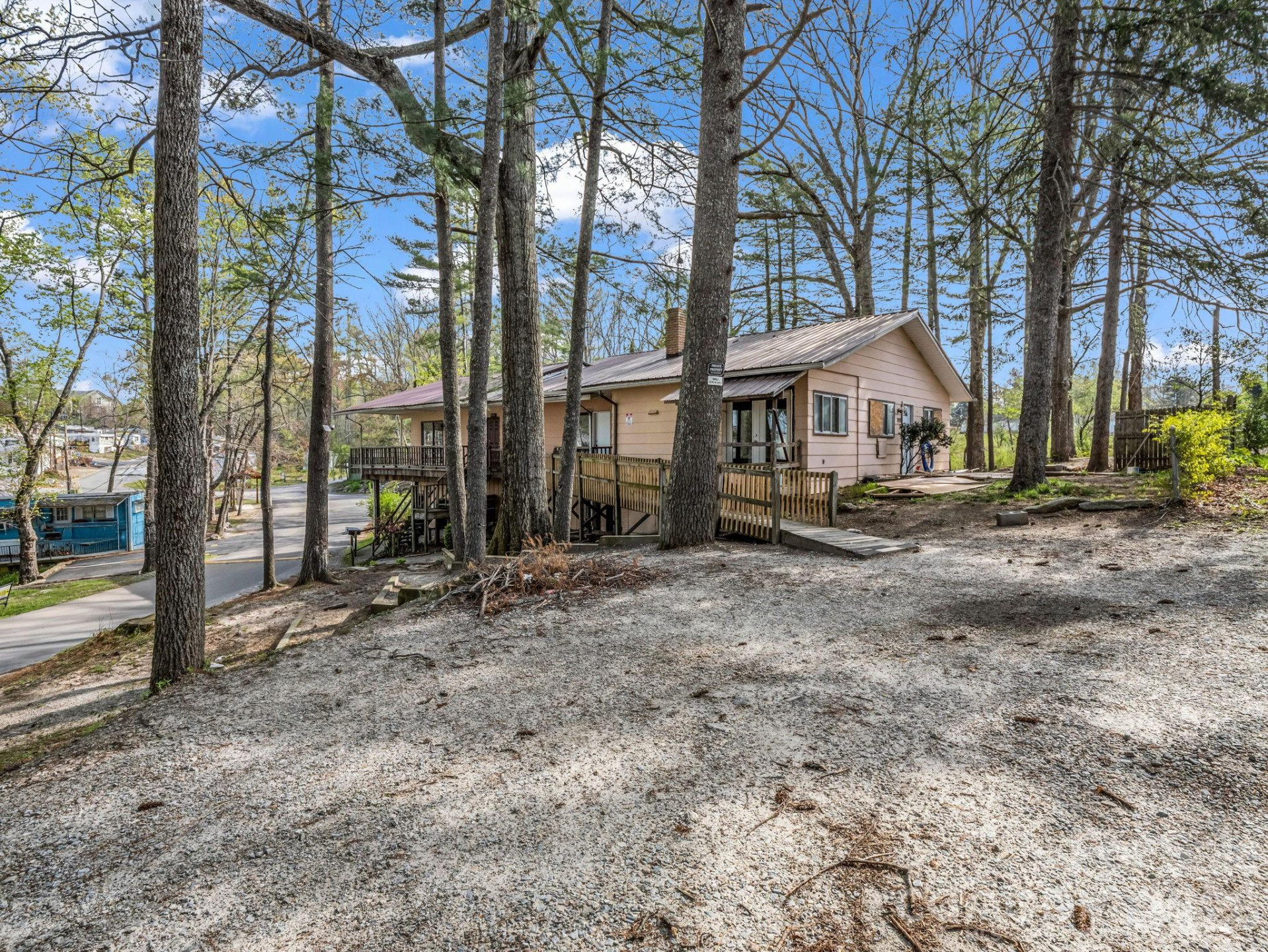 76 Adeles Way - Photo 4