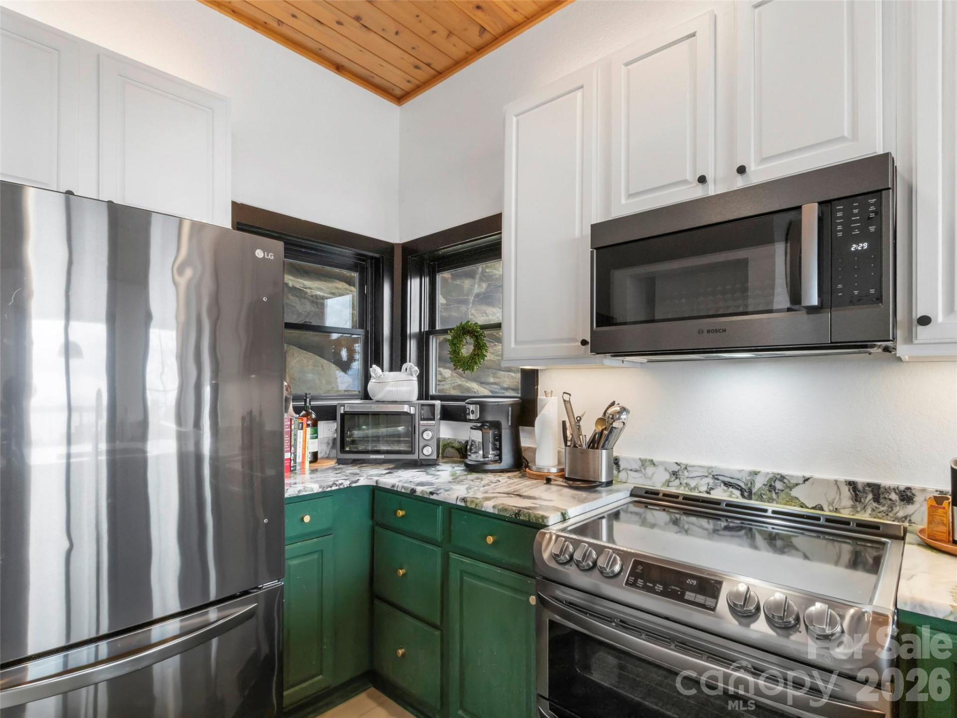 30 Club Villa Court #B/5 - Photo 11