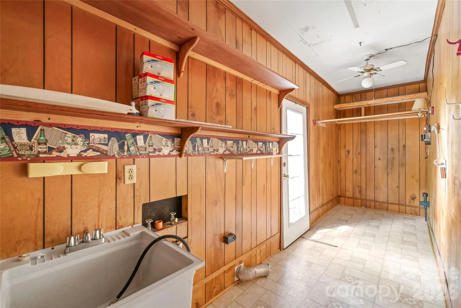 105 Sunset Drive - Photo 11