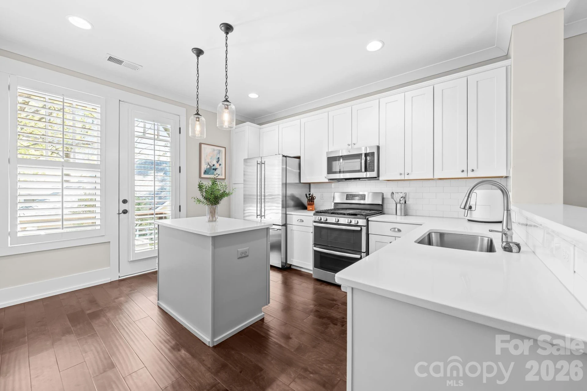 1636 Kenilworth Avenue - Photo 9
