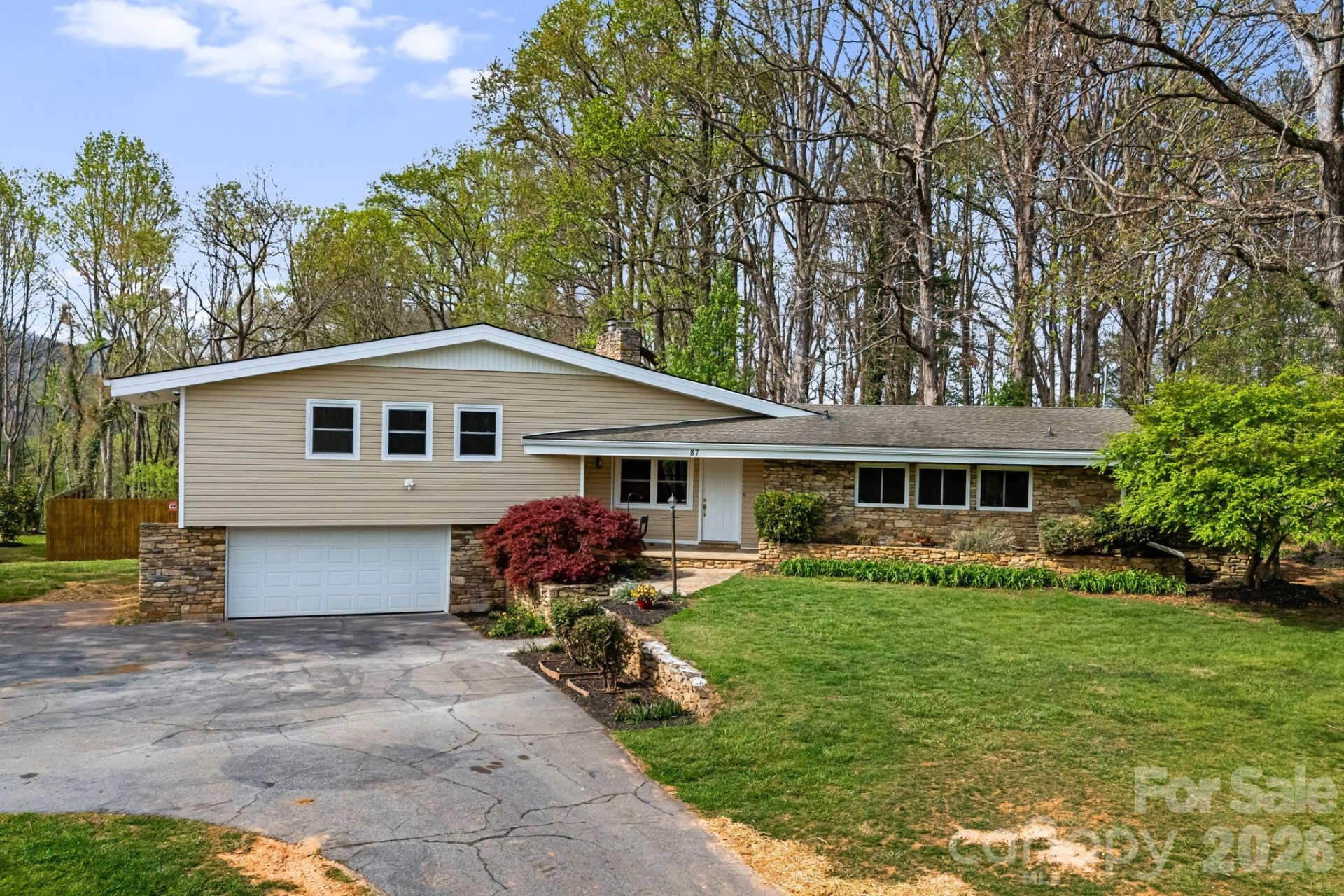87 Oakview Road