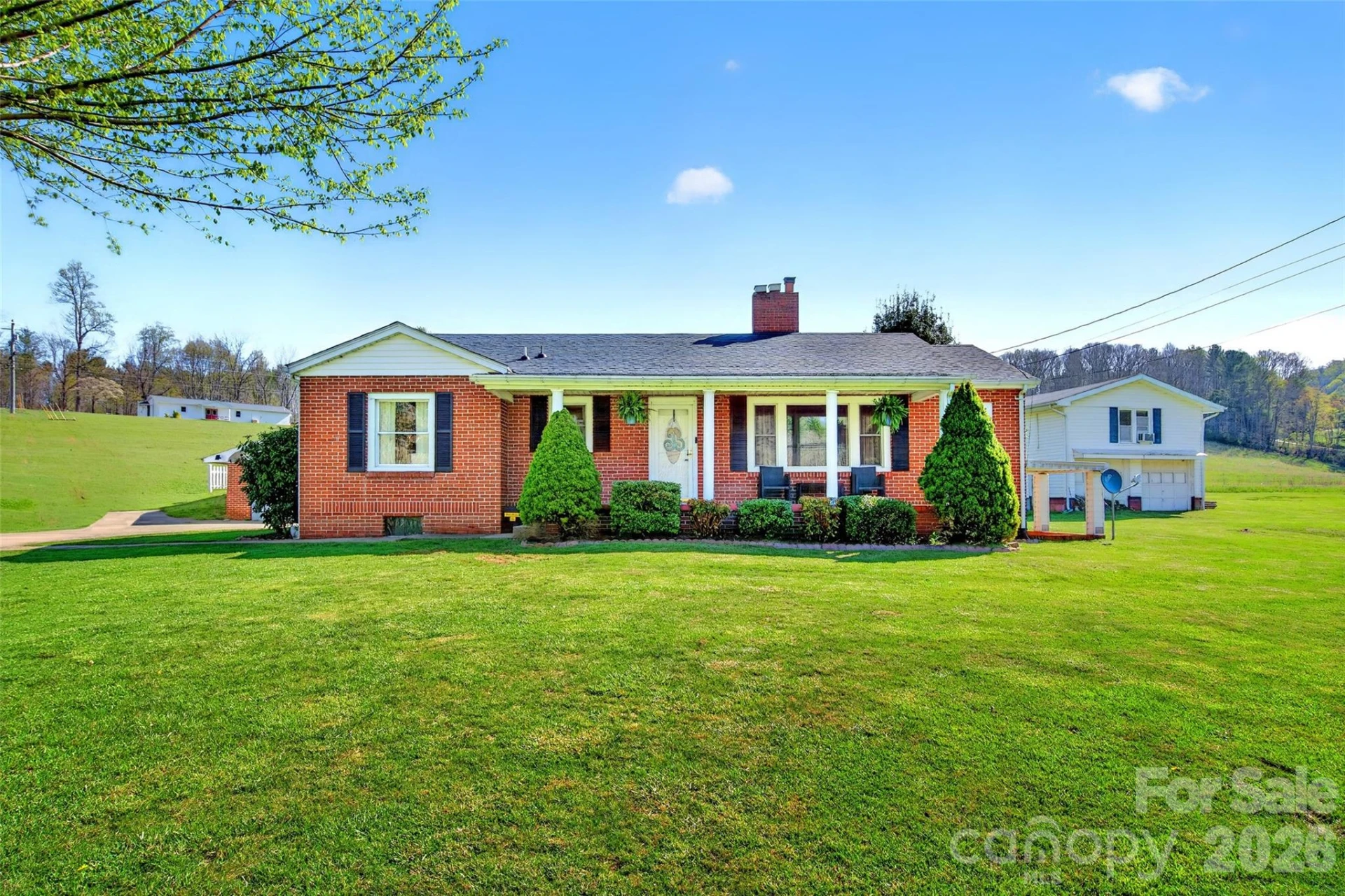 1511 White Oak Road