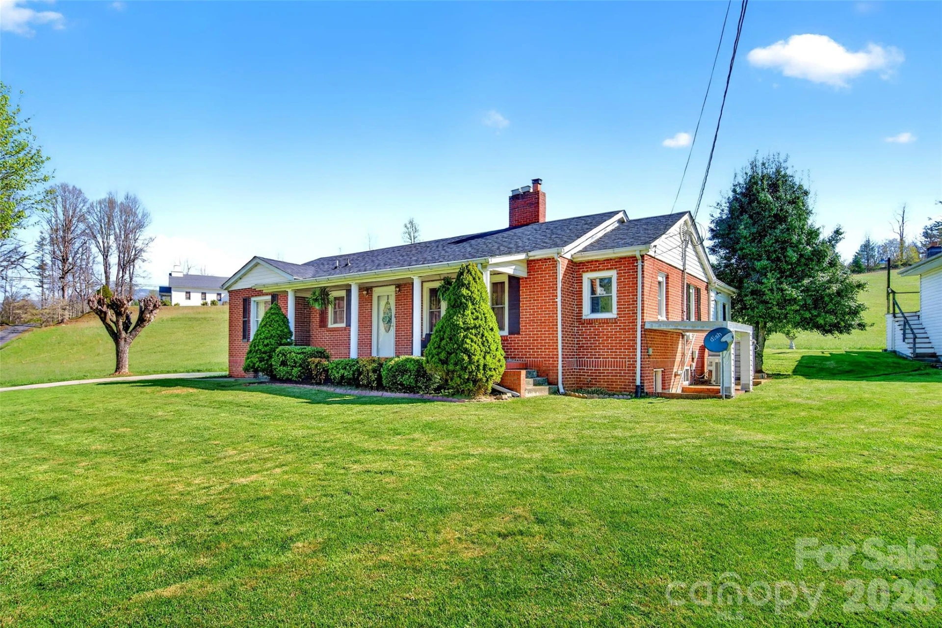 1511 White Oak Road - Photo 2