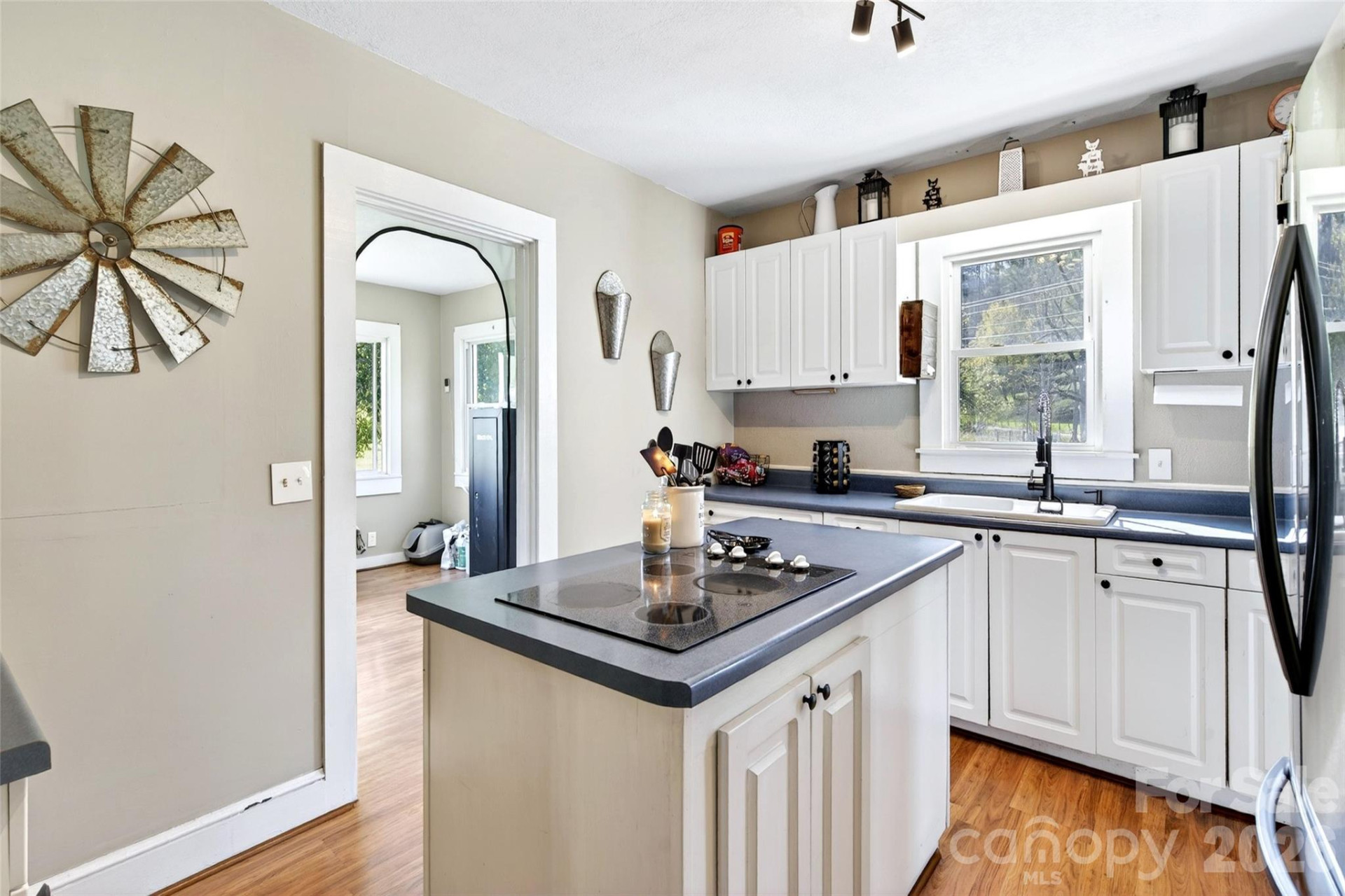 1511 White Oak Road - Photo 6