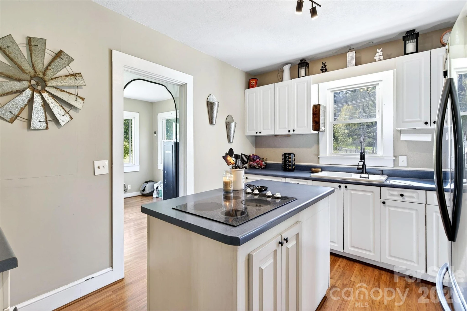 1511 White Oak Road - Photo 6