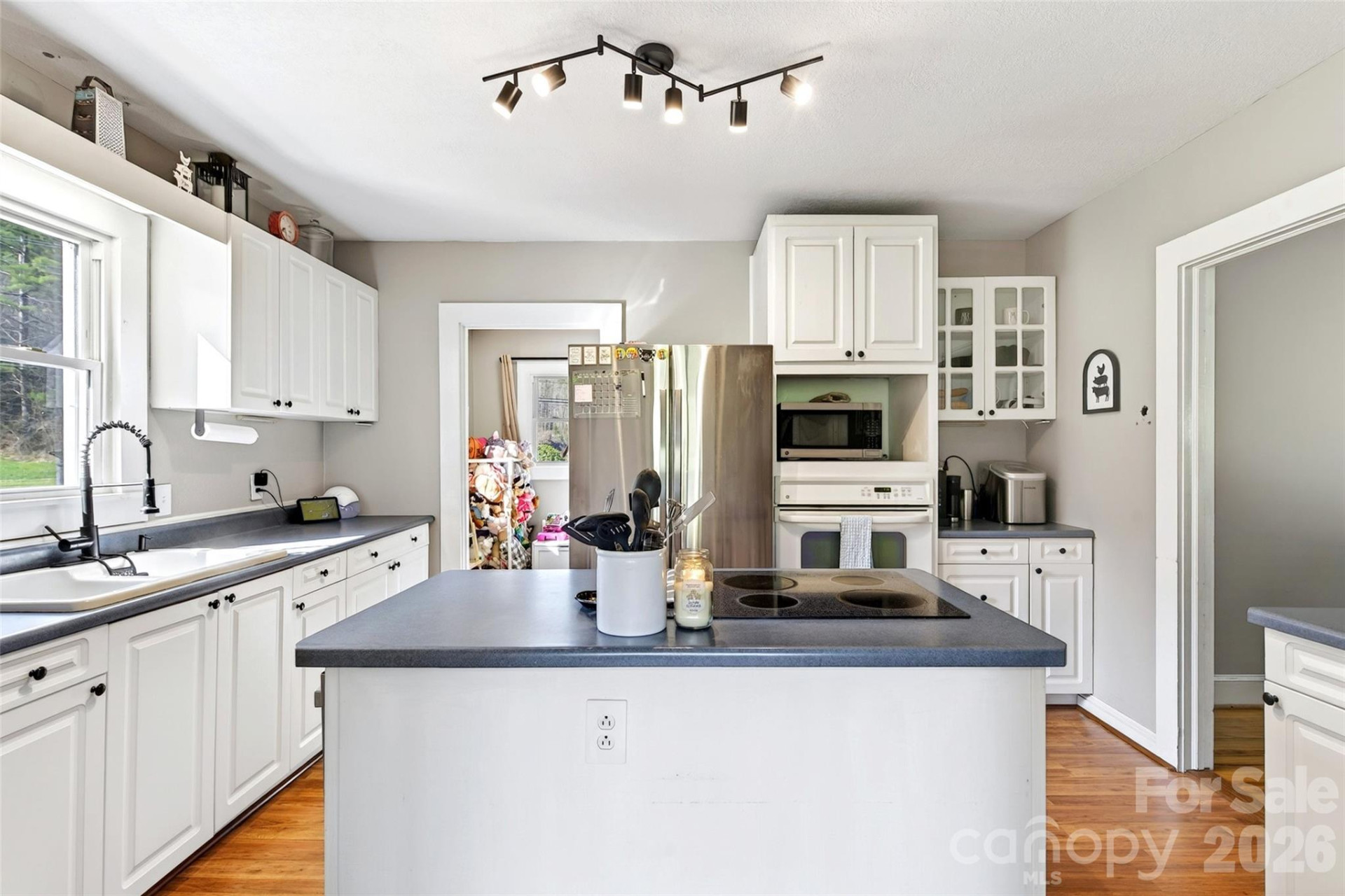 1511 White Oak Road - Photo 9