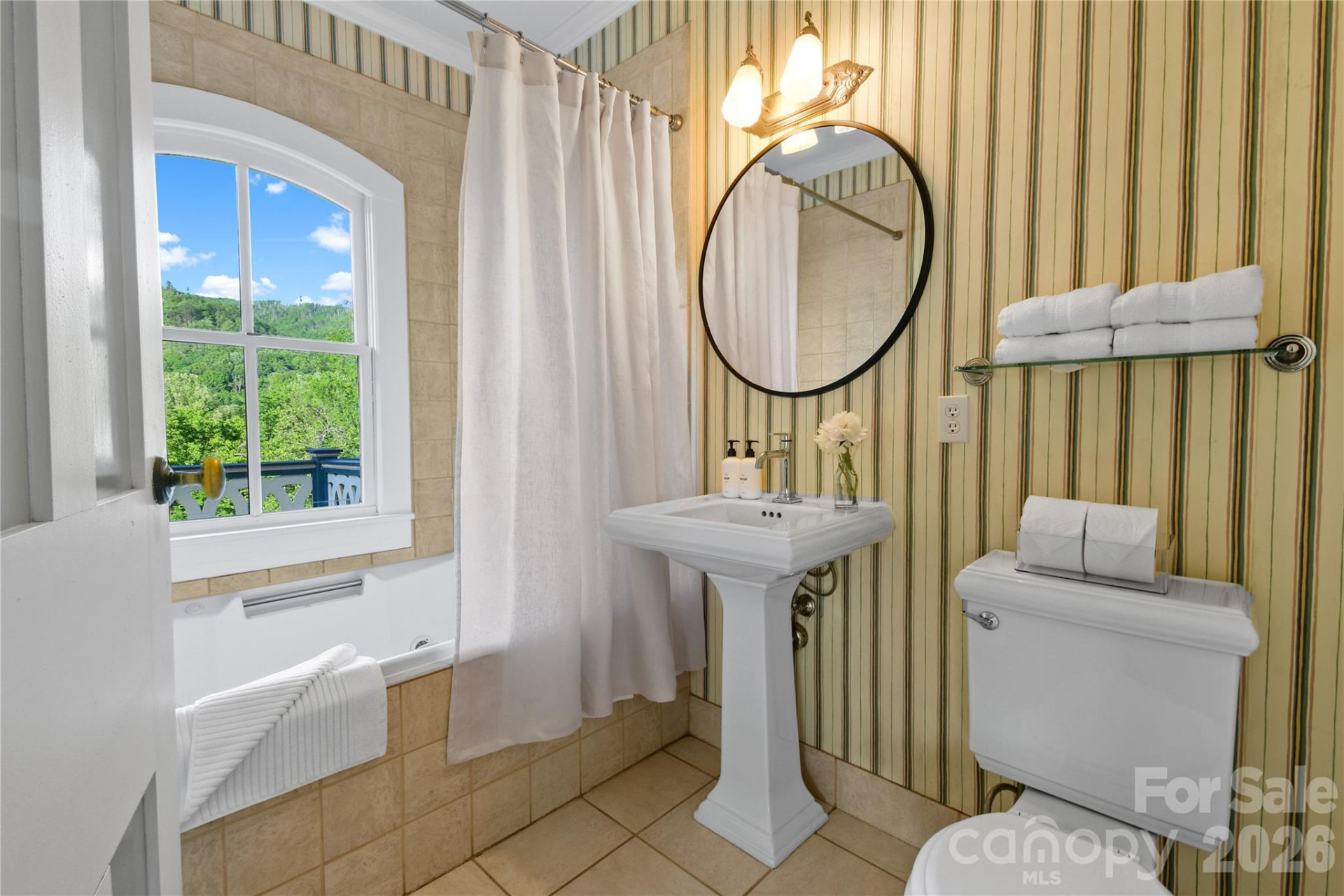 204 Lawson Street - Photo 26