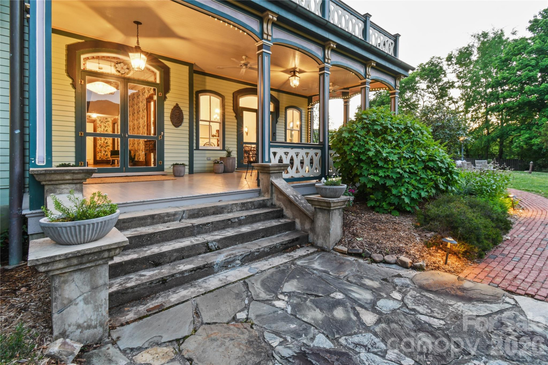 204 Lawson Street - Photo 43