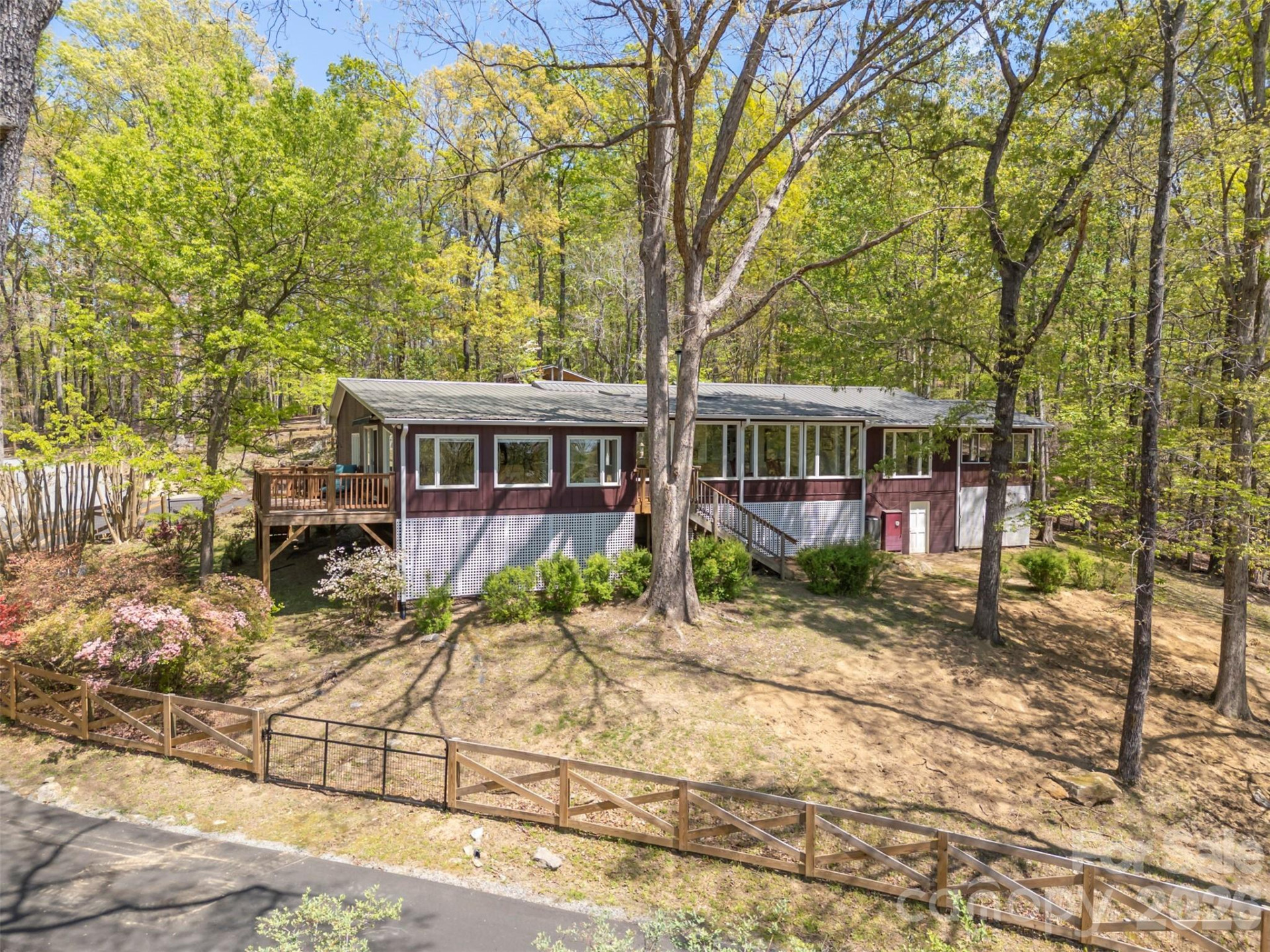 2825 River Road - Photo 3